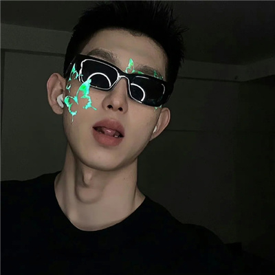 寓意雨的英文名网名男生