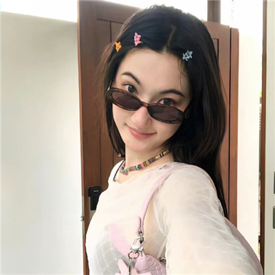 朋友名字符号网名女生霸气