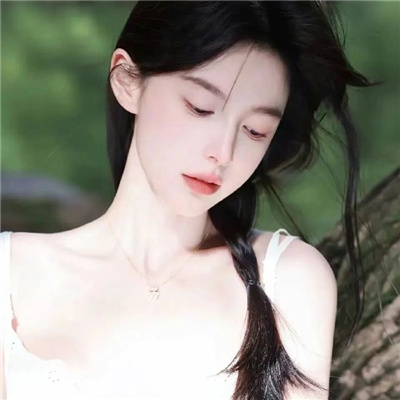 一个网名很难起的女生英文