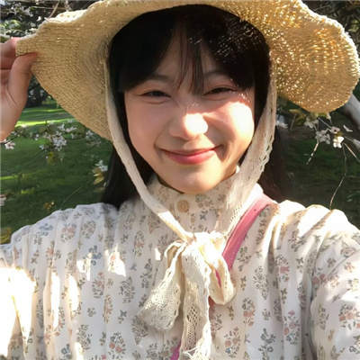 智障搞笑昵称女生网名