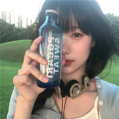 摇摆女生网名霸气高冷