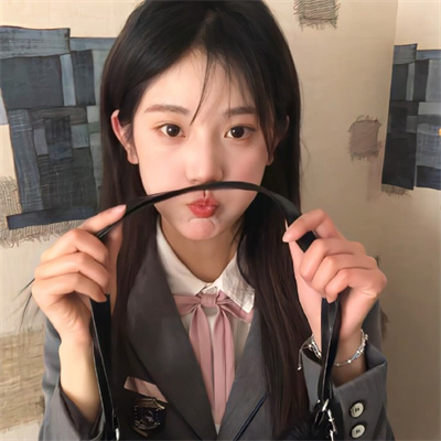 寓意万岁的网名女生英文