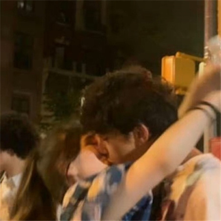 qq网名女生带符号情侣