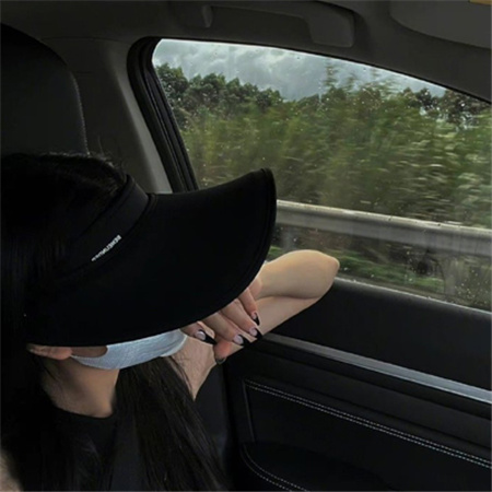 伤感疯子网名女生可爱